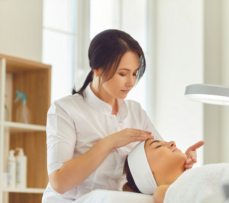 Reduces Eye Bags and Puffiness